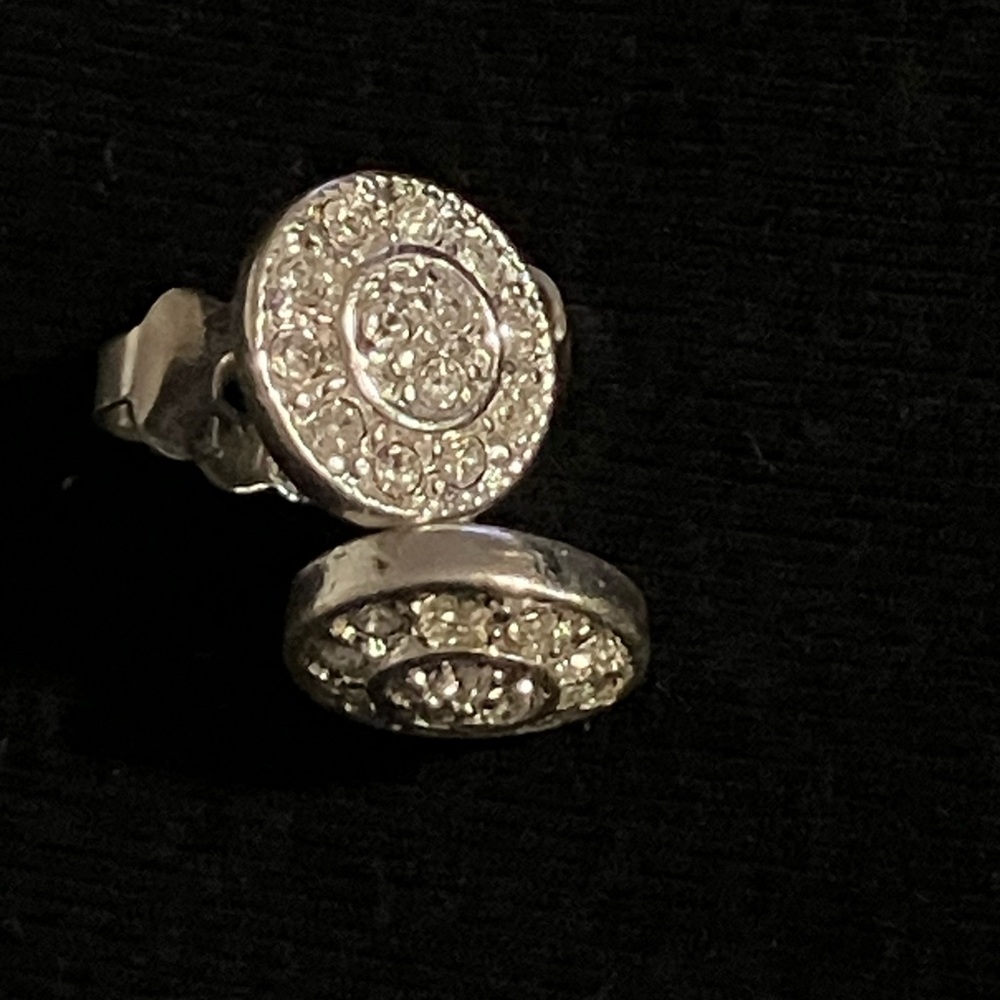 Avon Sparkling Silver Circle Earrings